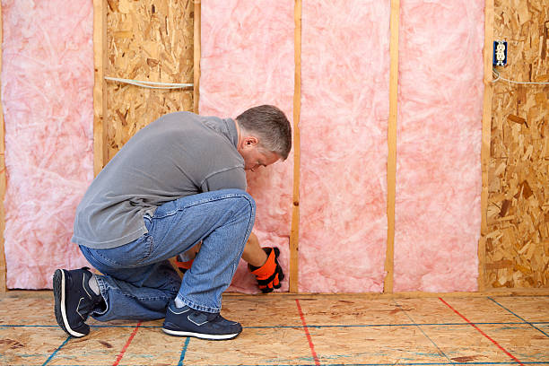 Best Spray Foam Insulation  in East Meadow, NY